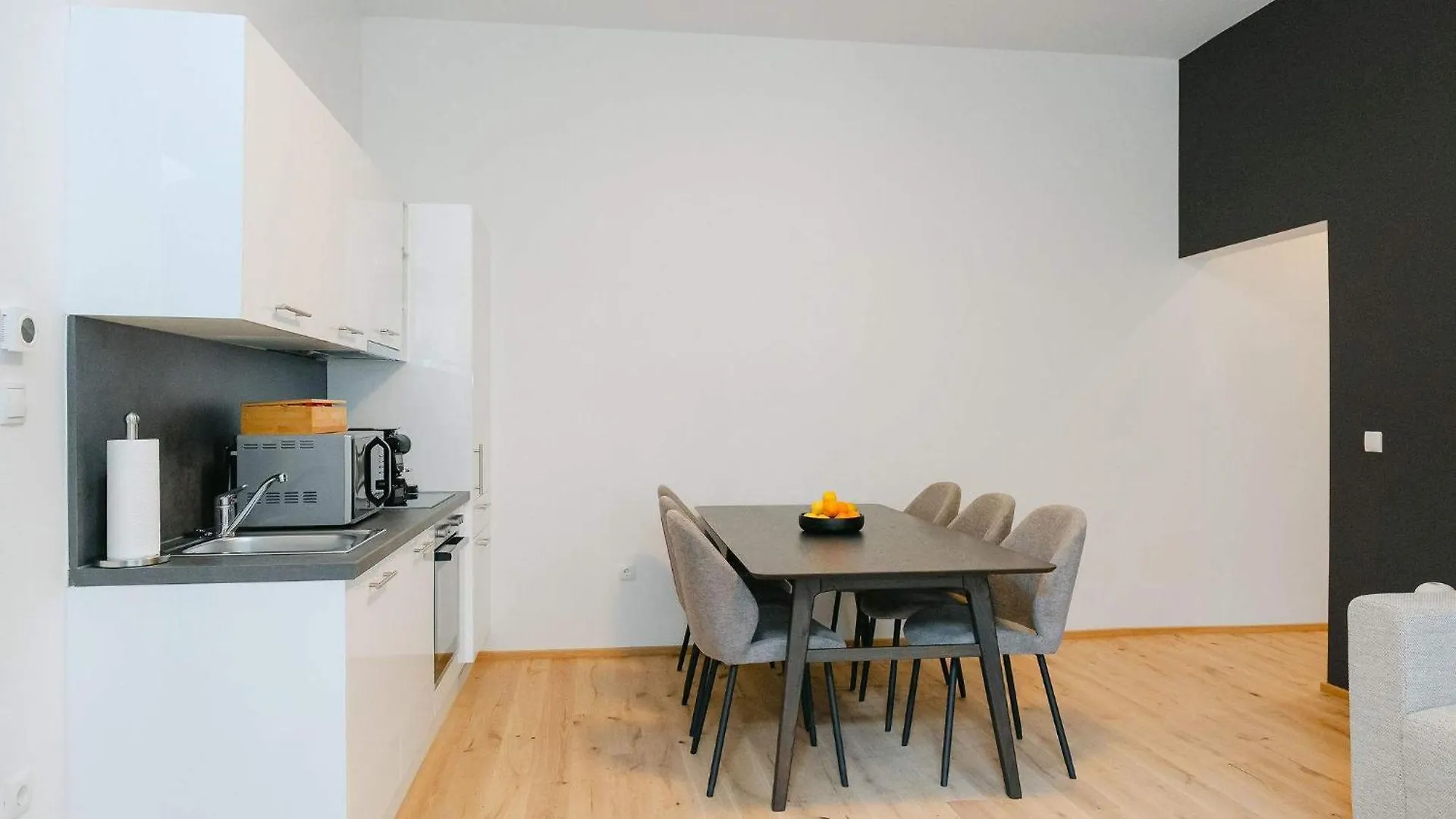 Apartamento Homey 2Br Perfect For 4-6 Metro Close To Naschmarkt Viena