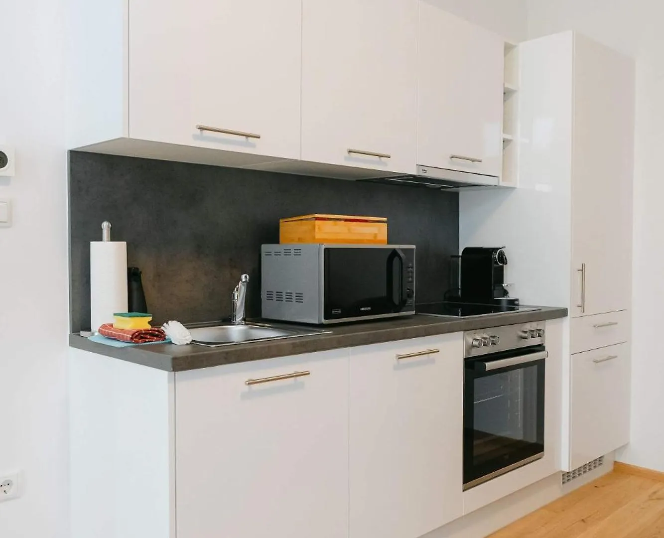 Apartament Homey 2Br Perfect For 4-6 Metro Close To Naschmarkt Viena